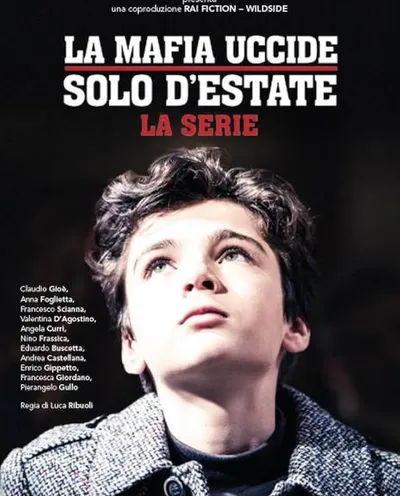 Póster de La mafia solo mata en verano